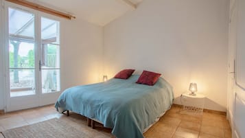 2 camere, ferro/asse da stiro, Wi-Fi gratuito, lenzuola