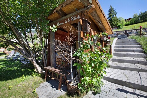 Appartement "Maison Grange 1", avec vue sur la montagne, jardin partagé et Wi-Fi