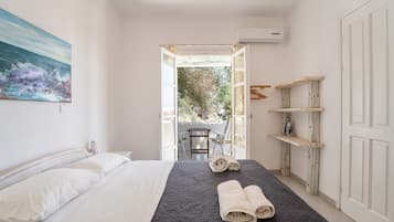 1 quarto, Wi-Fi de cortesia, roupa de cama