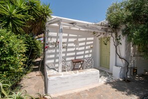 屋外ダイニングエリア