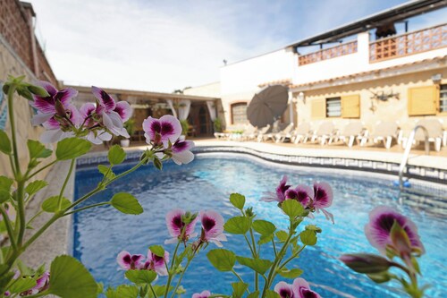 Villa 'Cal Ramon for 15 Guests' with Private Pool, Wi-Fi & Air Conditioning