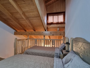 1 bedroom, iron/ironing board, free WiFi, bed sheets - Beautiful 'Adamello 7' Apartment with Wi-Fi (Pinzolo)