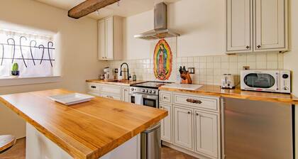 Historic Adobe Casita Downtown - Spacious 465 Sq Ft + Patio