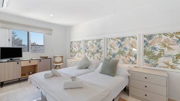 1 chambre, fer et planche Ă repasser, Wi-Fi gratuit, draps fournis