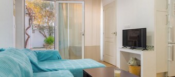 Holiday Home "Anexo de Invitados" with Private Pool & A/C