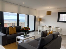 Executive Suite | Living area | Flat-screen TV