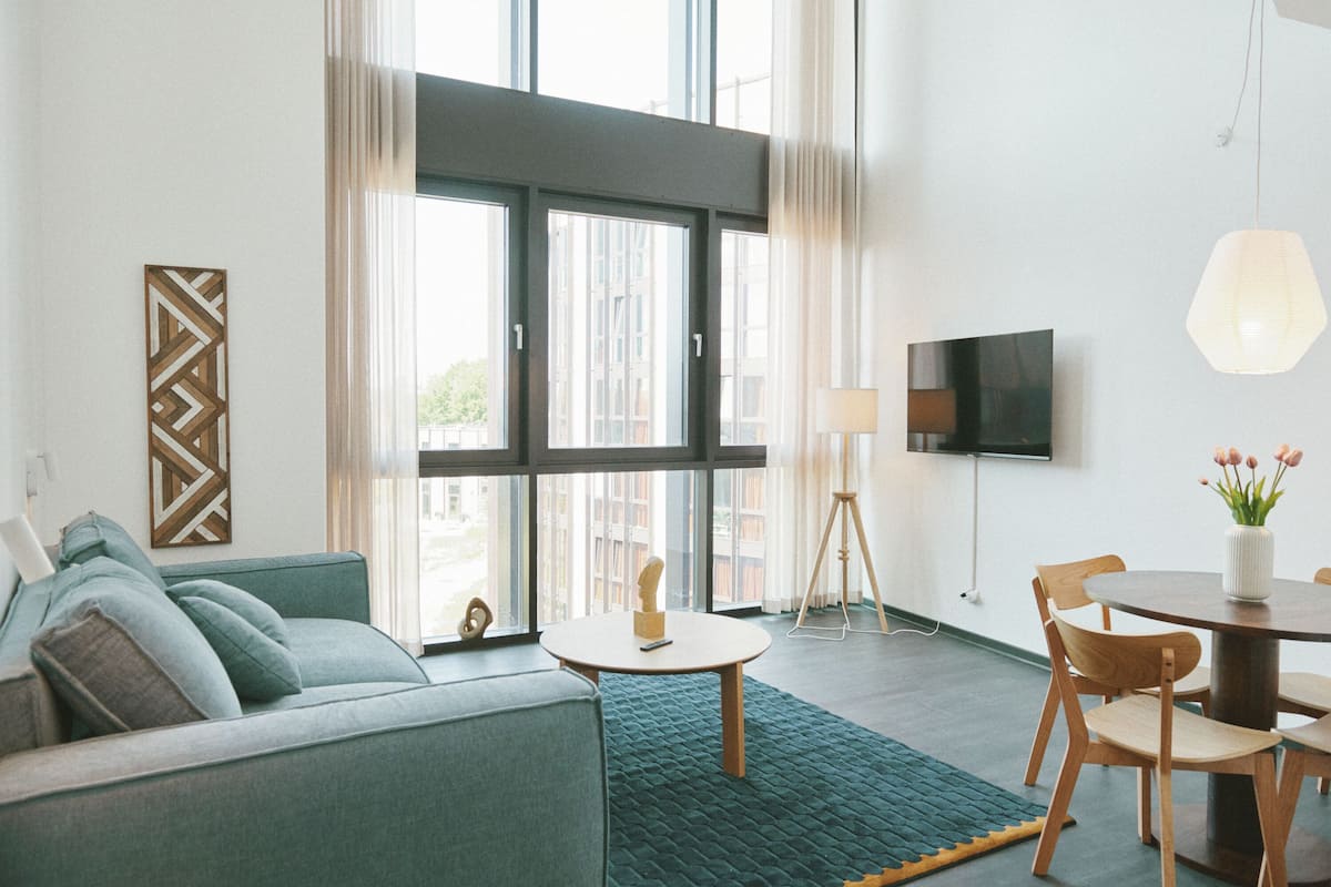 ATELIER | Living area | 50-inch Smart TV with digital channels, TV