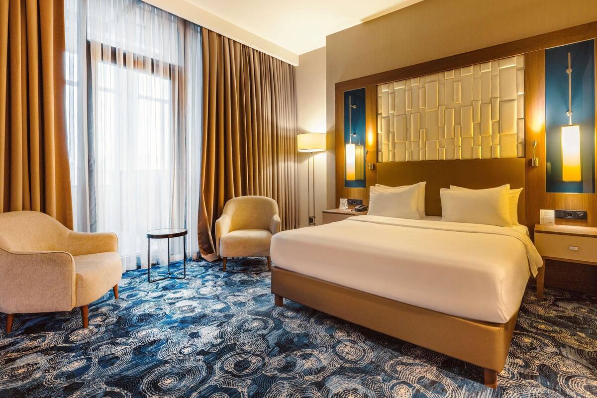 Deluxe Room, 1 Double Bed, Balcony