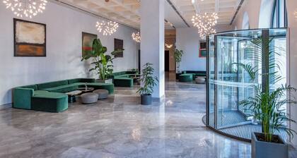 Tbilisi Philharmonic Hotel by Mercure