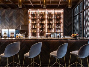 Bar (on property) - Tbilisi Philharmonic Hotel by Mercure (Tbilisi)