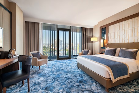 Deluxe Room, 1 Double Bed | In-room safe, desk, laptop workspace, blackout drapes. Tbilisi Philharmonic Hotel by Mercure