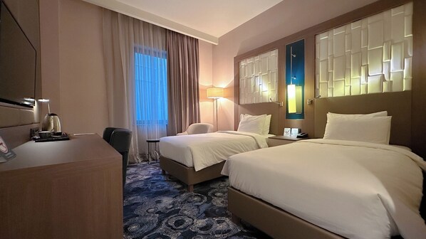 Classic Room, 2 Single Beds | In-room safe, desk, laptop workspace, blackout curtains