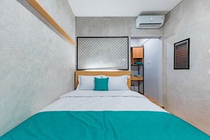 Phòng đôi Tiêu chuẩn | Trang trí khác biệt, trang bị nội thất với thiết kế riêng biệt, bàn 
