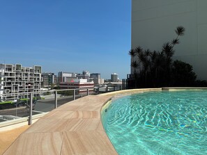 室外泳池