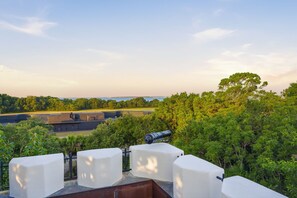 Property grounds - Incredible Coastal Castle on Sullivans Island (Sullivans Island)