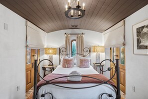 2 bedrooms, iron/ironing board, WiFi, bed sheets - Incredible Coastal Castle on Sullivans Island (Sullivans Island)