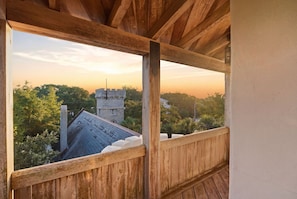 Property grounds - Incredible Coastal Castle on Sullivans Island (Sullivans Island)
