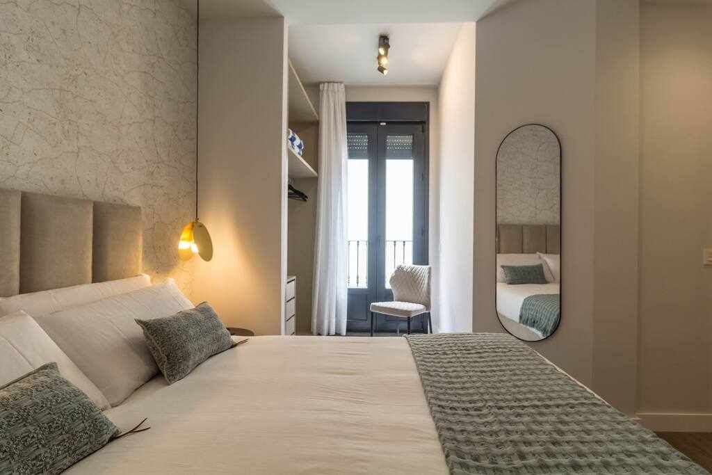 2 bedrooms, iron/ironing board, travel crib, WiFi