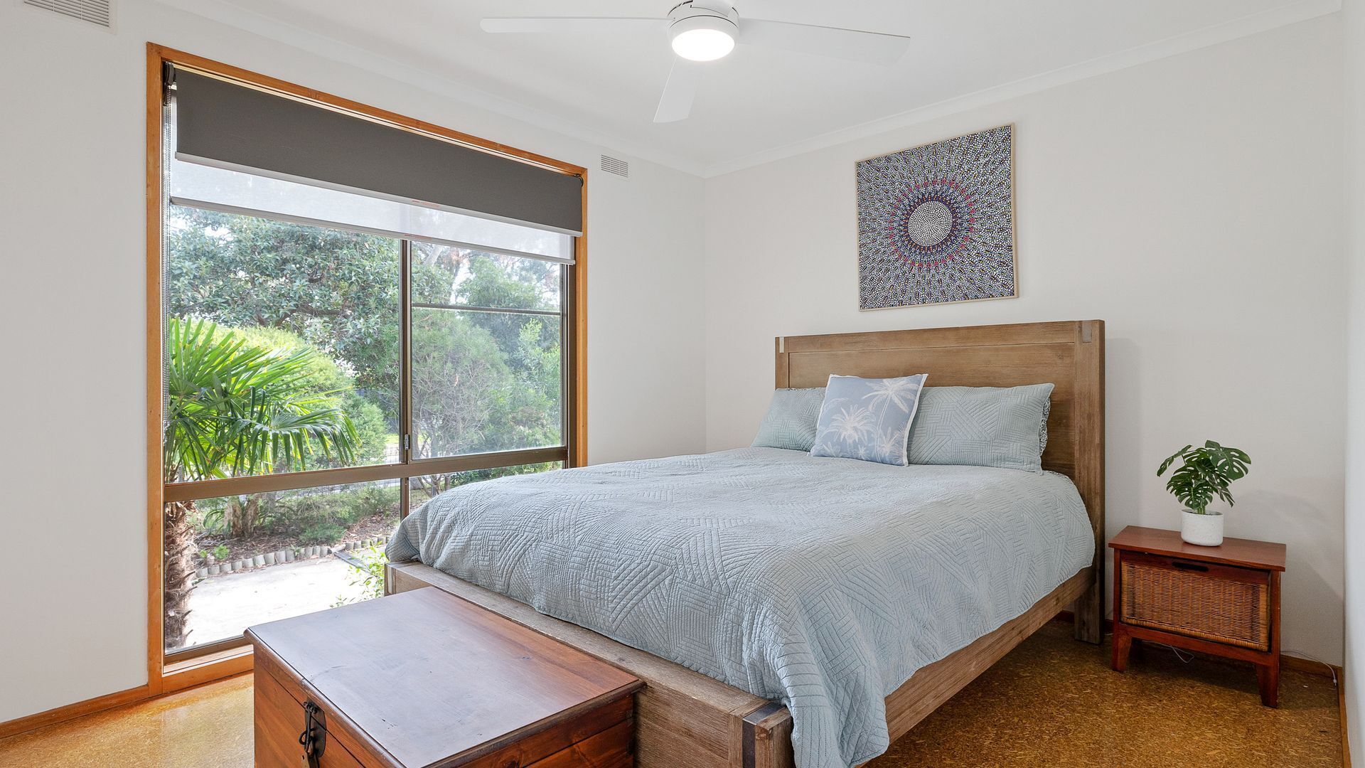 3 bedrooms, iron/ironing board, Internet