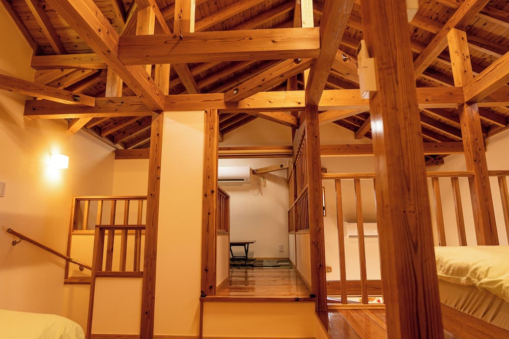 Nakijin Lodge Pensajoya