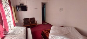 Deluxe Twin Room - Hotel Shankar Shree (Joshimath)