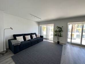 Apartment | Living area - Comfort & Style with best sea view  (Sesimbra)