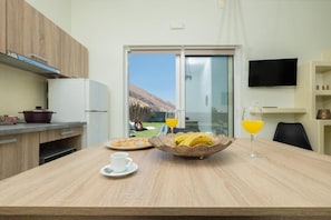 Luxury Villa | Private kitchen | Full-size fridge, espresso maker, coffee/tea maker, electric kettle - Sagma Villas (Santorini)