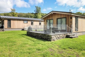 คอทเทจ | บริเวณภายนอก