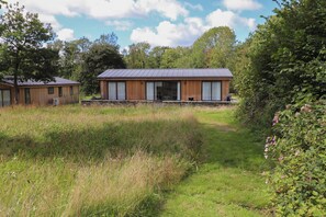 คอทเทจ | บริเวณภายนอก