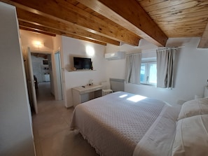 Room | 1 bedroom, desk, free WiFi - B&B TANA DEL RICCIO (Ortona)