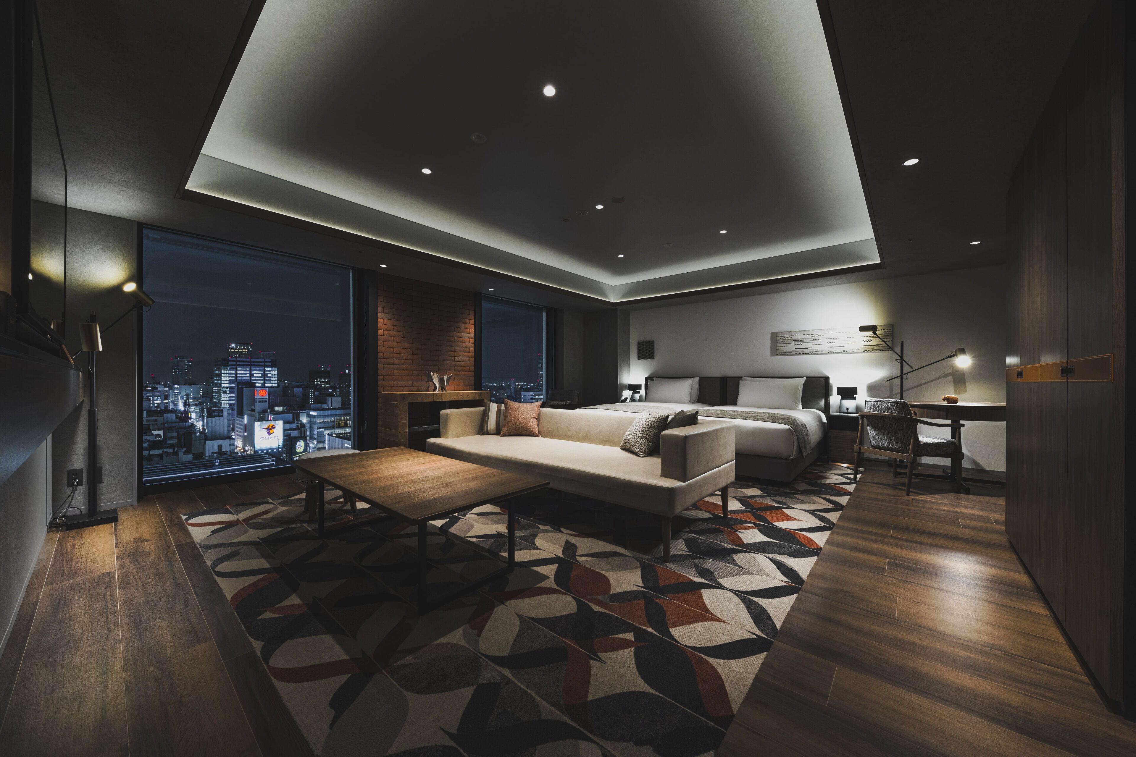 Kahden hengen premium-huone (kaksi sänkyä), tupakointi kielletty (Comfort) | Työpöytä, ilmainen Wi-Fi, vuodevaatteet