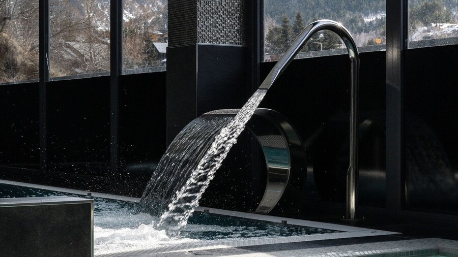 El Tarter The Mirror & Spa Apartments