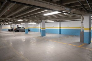 Parken ohne Service (10 EUR pro Nacht)
