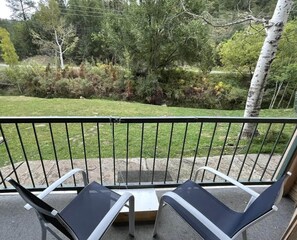 Unclassified image, 4 of 15, button