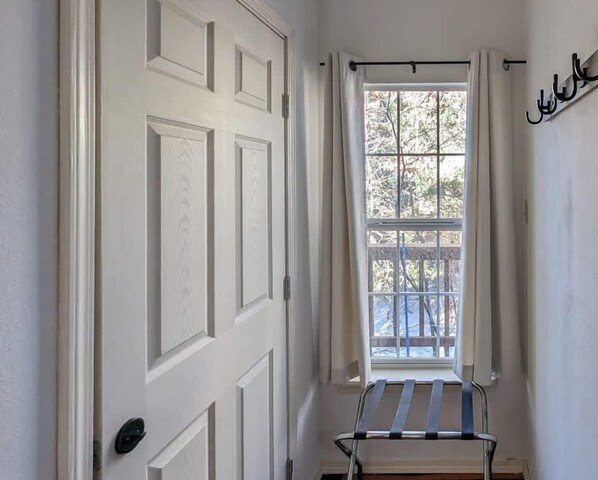 Interior - Cottages at Canyon Creek #2 (Ruidoso)