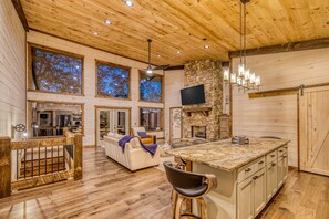 Interior - EPIC Heated pool, Outdoor Fireplace, Pool & Hot Tub! Arcade, and close to town! (Mineral Bluff)