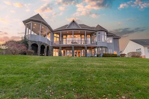 Exterior - Portside Villa Luxury Rental on Lake Gaston (Bracey)