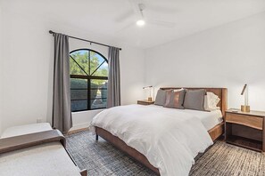 5 Schlafzimmer, Bügeleisen/Bügelbrett, kostenloses WLAN, Bettwäsche