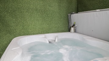 Ferienhaus | Innen-Whirlpool