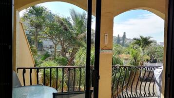 Premium Apartment | Terrace/patio