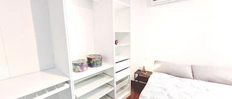 2 quartos, escrivaninha, Wi-Fi de cortesia, roupa de cama