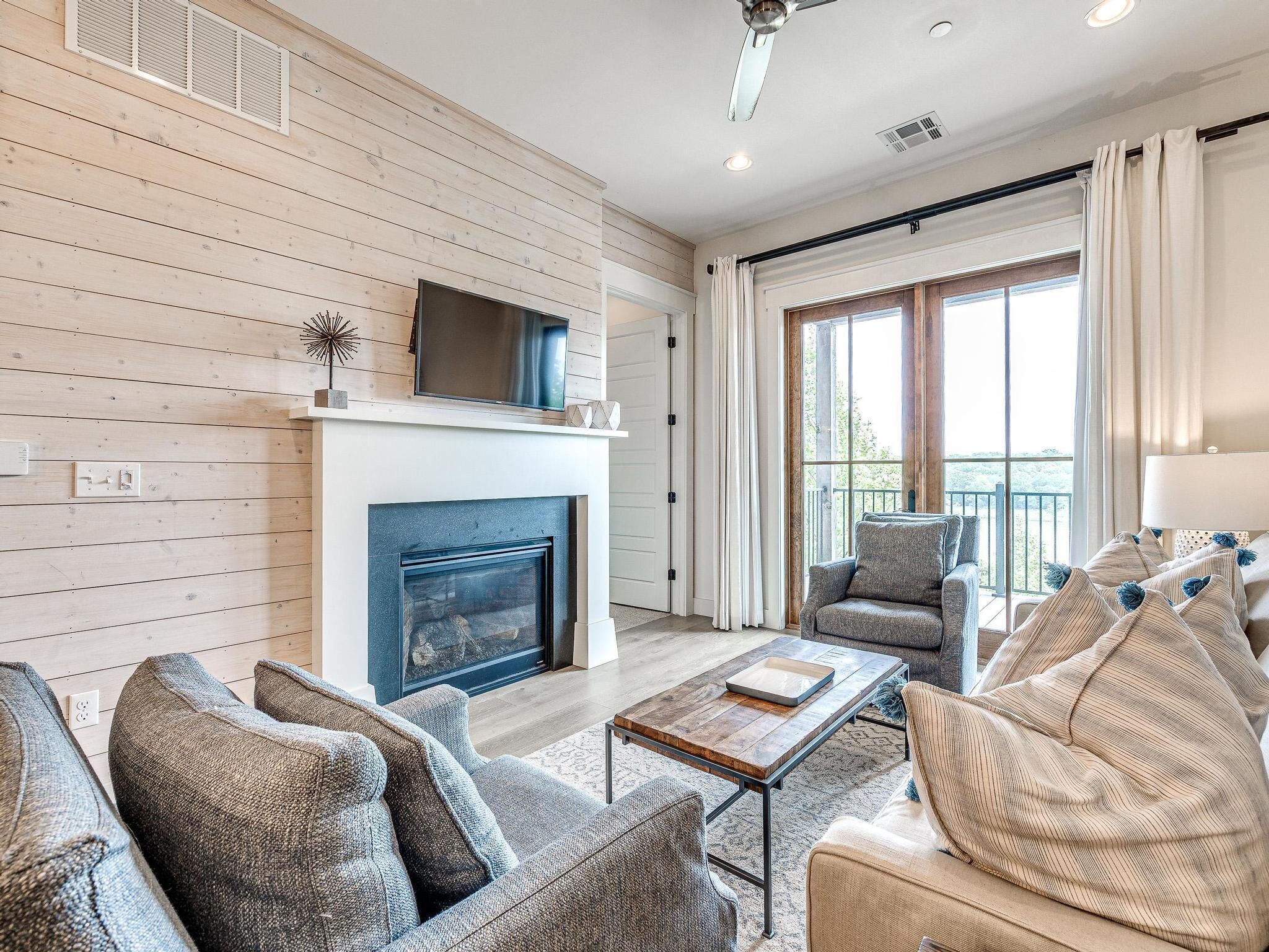 TV connectée, cheminée