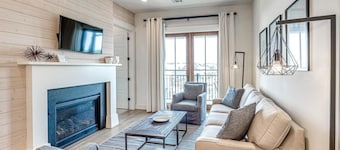 Residence Club 8- Carlton Landing
