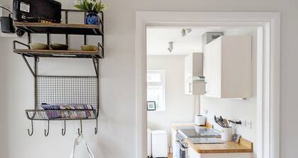 Birch Tree - a family house that sleeps 6 guests in 3 bedrooms