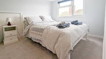 3 bedrooms, iron/ironing board, free WiFi, bed sheets