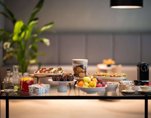 Food and drink - Radisson Hotel Budapest Budapart (Budapest)