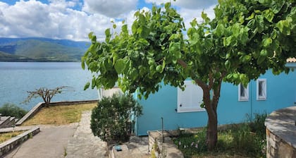 Σπάρτο παραθαλάσσιο εξοχικό "Filoxenia"
Seaside cottage in Sparto west greece