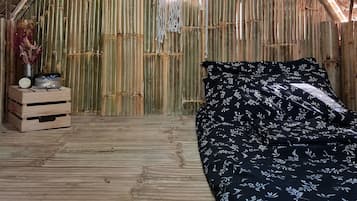 Cabaña básica | 1 habitación, espacio para trabajar con laptop y wifi gratis