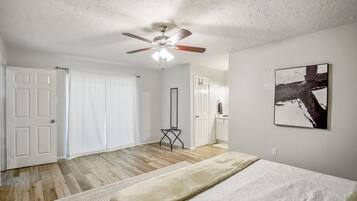 3 chambres, lit parapluie, Wi-Fi, draps fournis