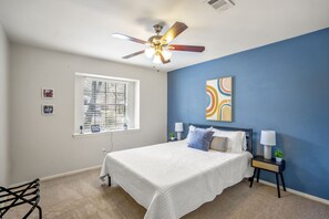 3 bedrooms, travel cot, WiFi, bed sheets